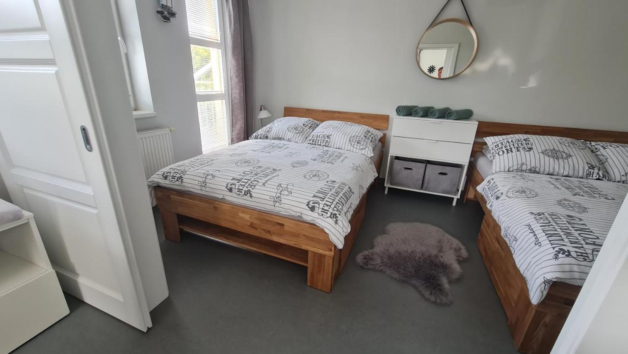 Klinovec Sun - Garazove Parkovani Apartmán